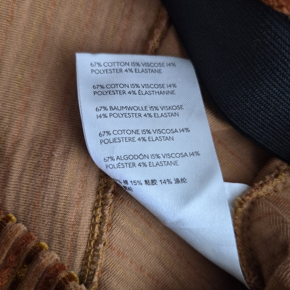 Free People Slim Pull On Velvet Flare Pants Size Medium - Picture 9 of 9